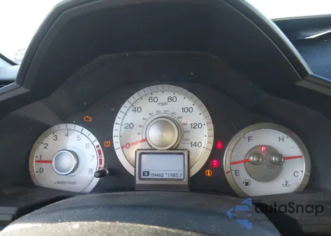 2011 Honda Pilot Touring z USA, uszkodzony, nr VIN 5FNYF4H9XBB056690